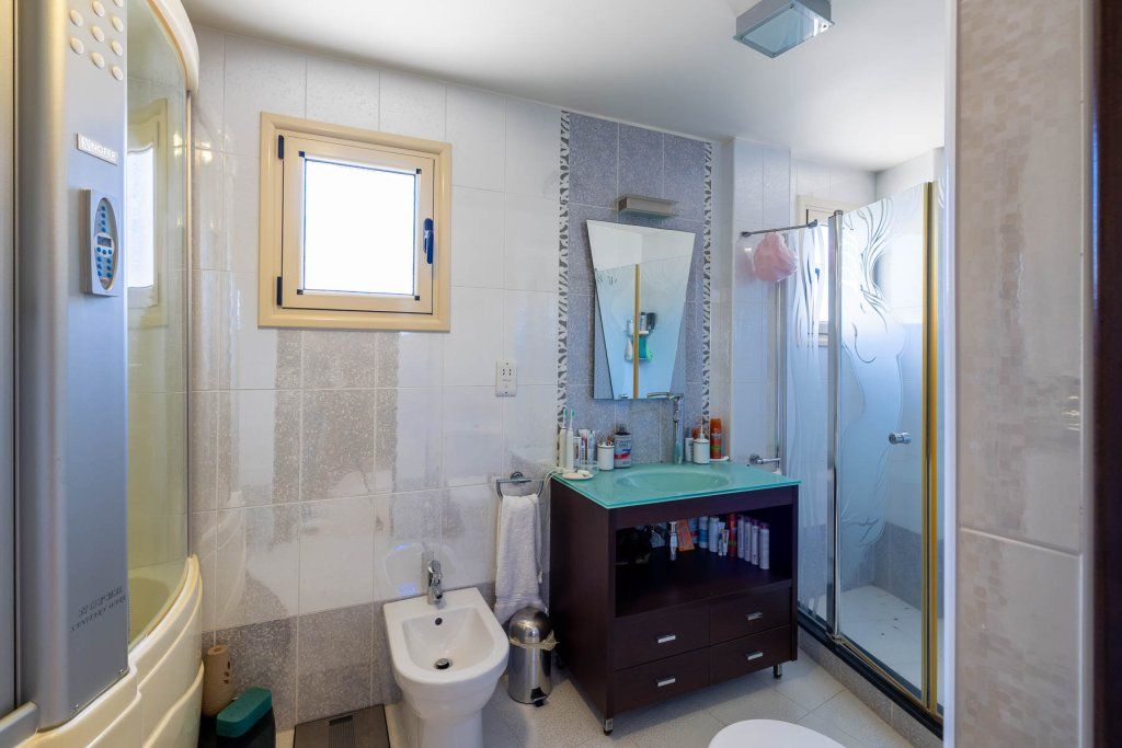 Квартира в Пафосе, Кипр, 458 м² - фото 9