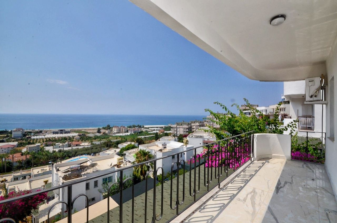 Дом в Алании, Турция, 130 м² - фото 1