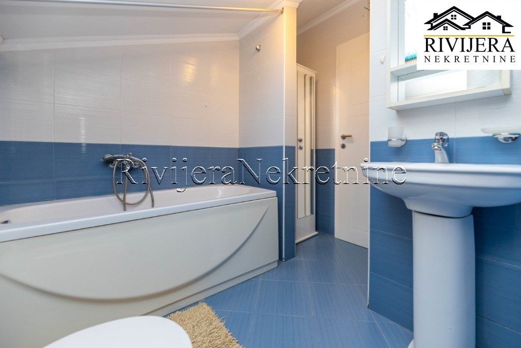 Квартира в Херцег-Нови, Черногория, 65 м² - фото 10