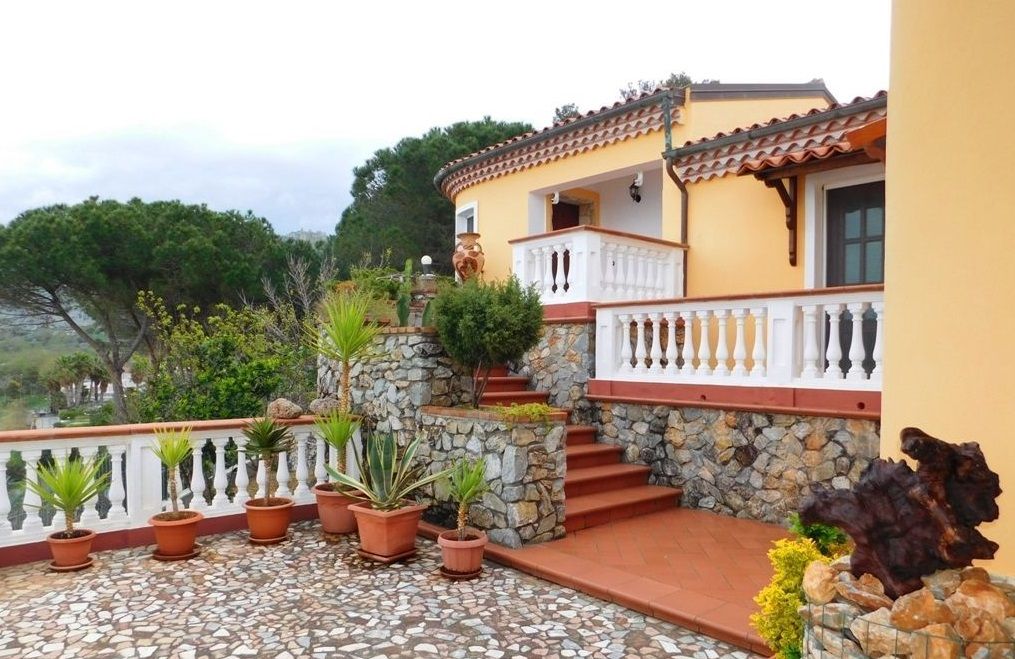 Вилла в Диаманте, Италия, 450 м² - фото 7