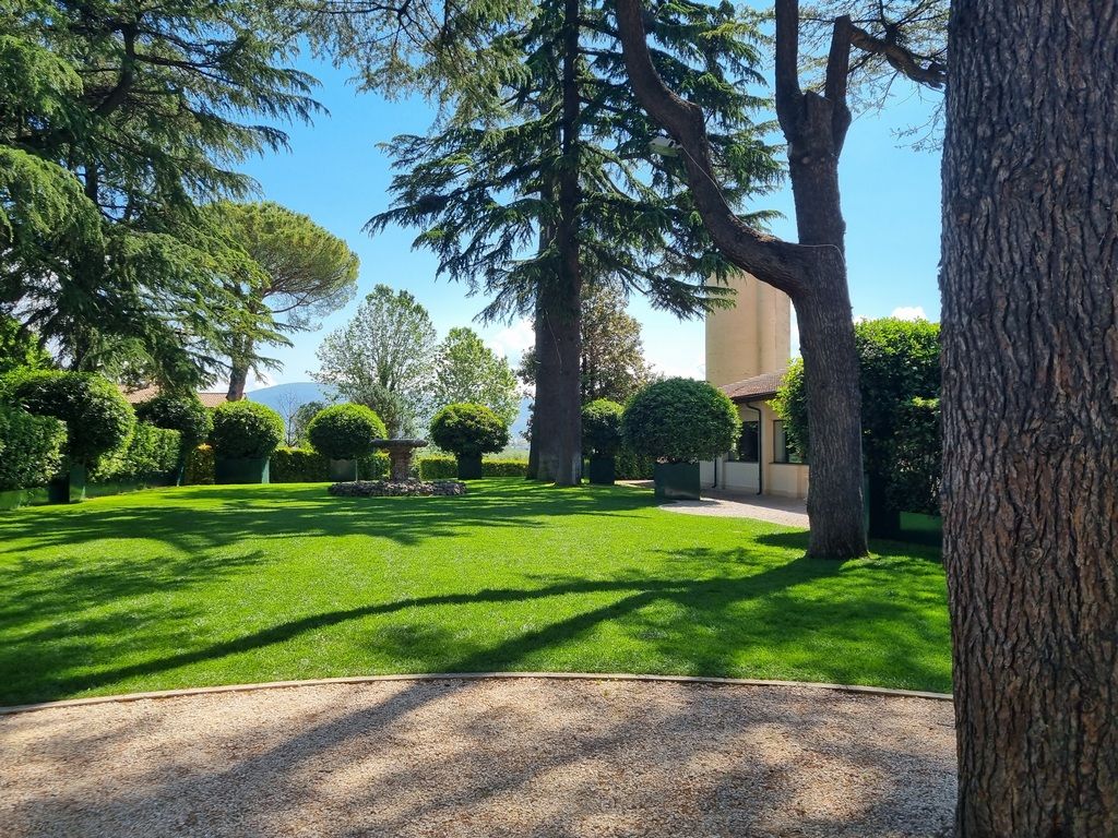 Коммерческая недвижимость в Риме, Италия, 3 000 м² - фото 11