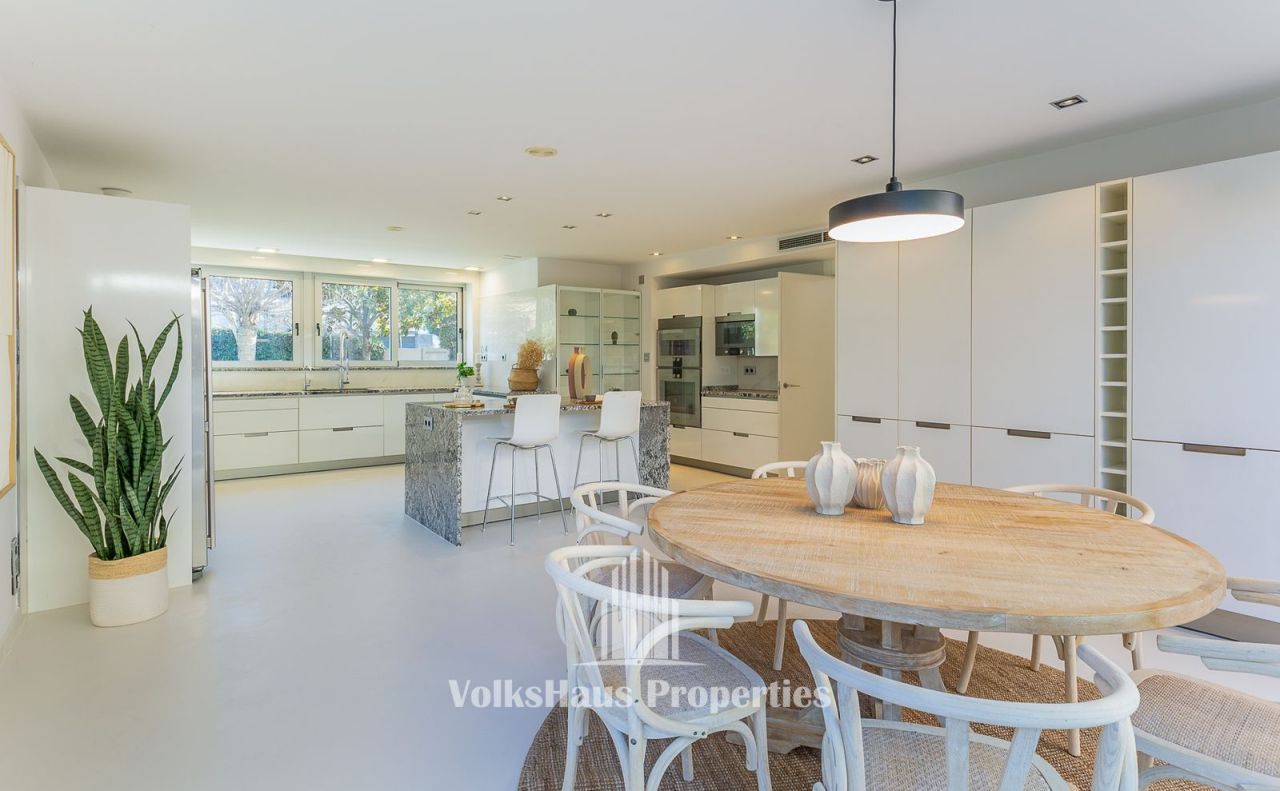 Вилла в Сан-Кугат-дель-Вальес, Испания, 688 м² - фото 18