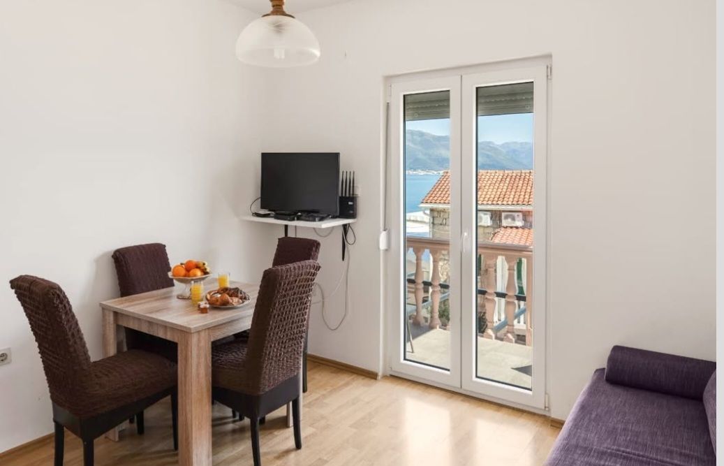 Дом в Крашичах, Черногория, 200 м² - фото 4