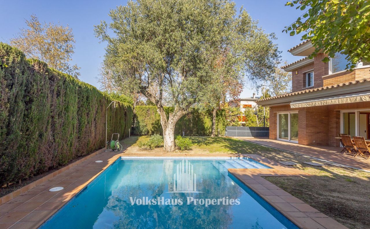 Дом в Сан-Кугат-дель-Вальес, Испания, 673 м² - фото 4