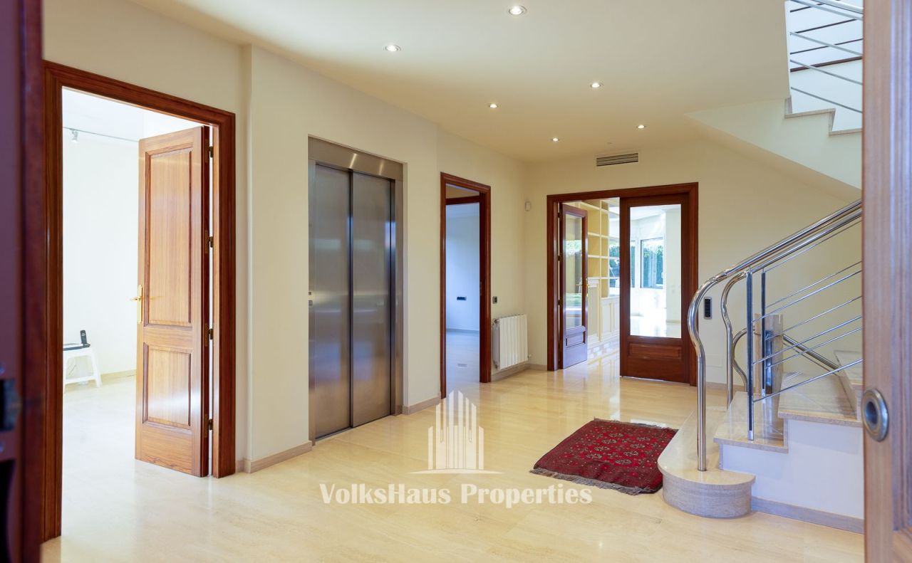 Дом в Сан-Кугат-дель-Вальес, Испания, 673 м² - фото 5