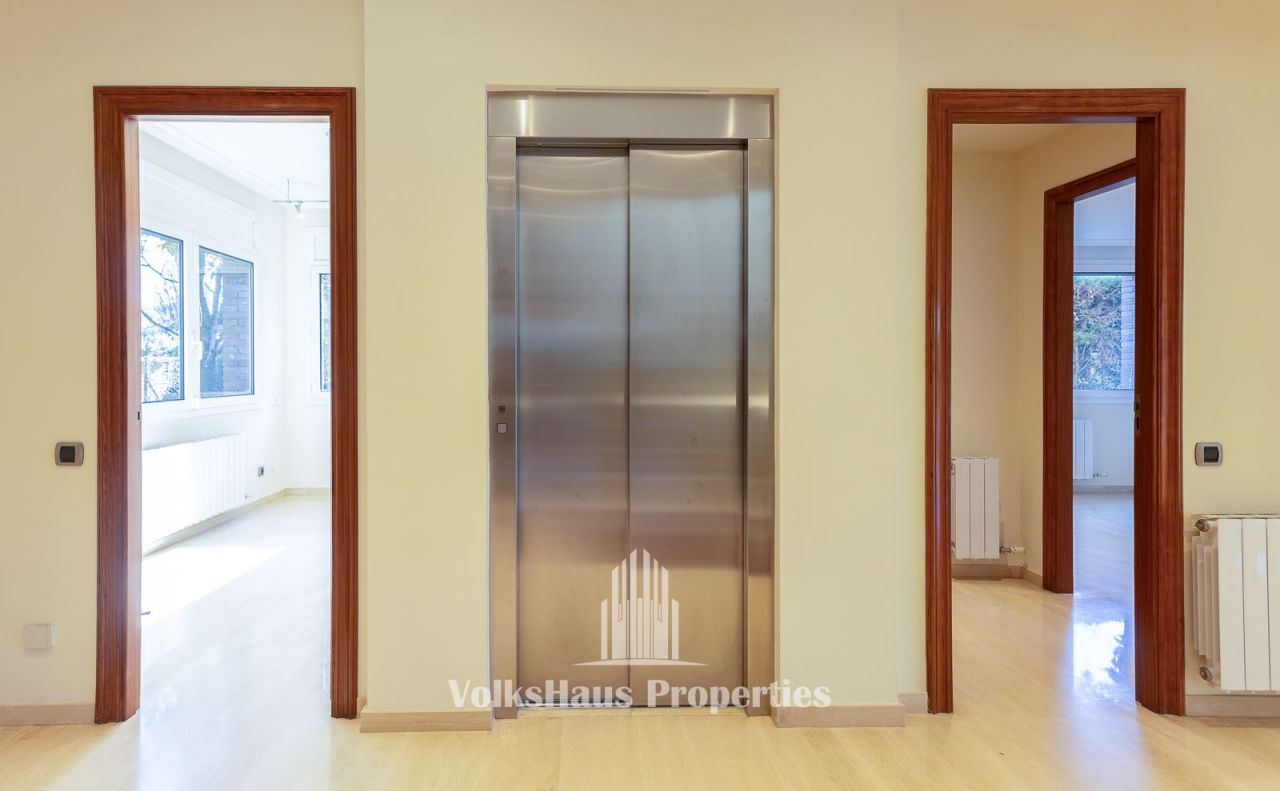 Дом в Сан-Кугат-дель-Вальес, Испания, 673 м² - фото 6