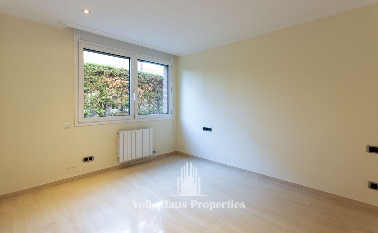 Дом в Сан-Кугат-дель-Вальес, Испания, 673 м² - фото 11