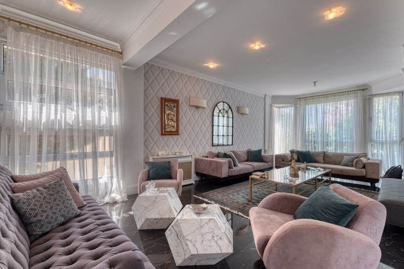 Вилла в Ларнаке, Кипр, 370 м² - фото 1
