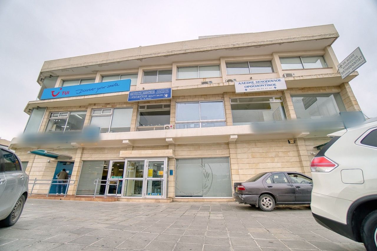 Коммерческая недвижимость в Пафосе, Кипр, 500 м² - фото 1