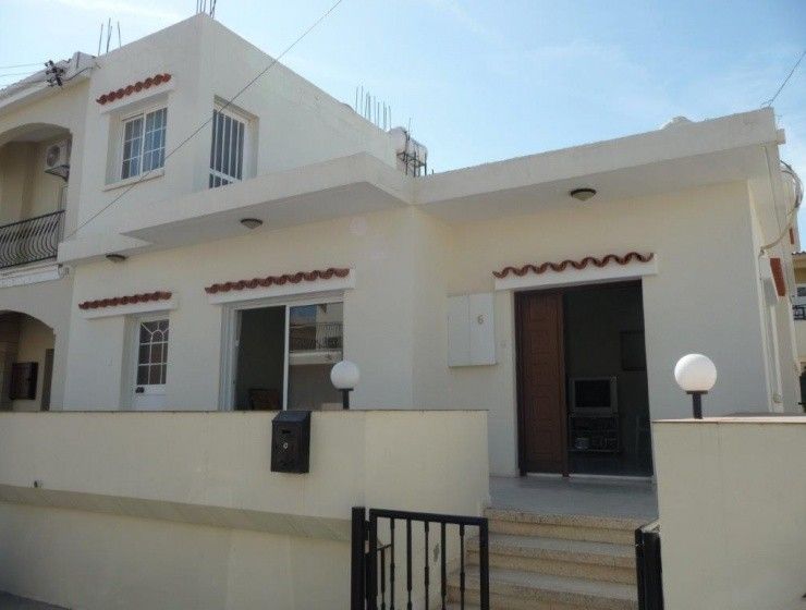 Вилла в Ларнаке, Кипр, 150 м² - фото 1
