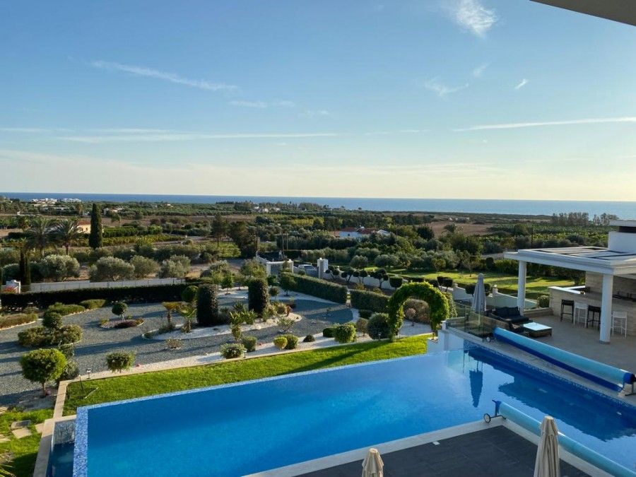 Вилла в Пафосе, Кипр, 4 039 м² - фото 1