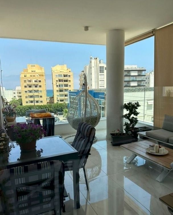 Апартаменты в Ларнаке, Кипр, 100 м² - фото 1