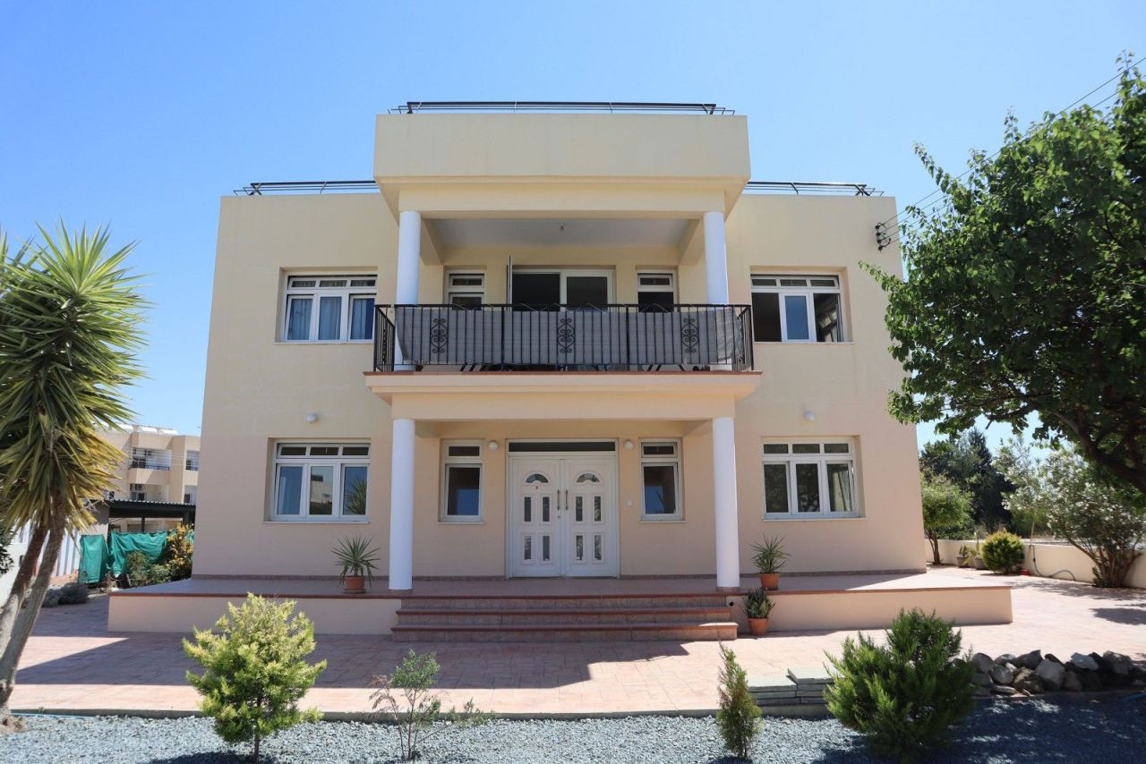Вилла в Ларнаке, Кипр - фото 1
