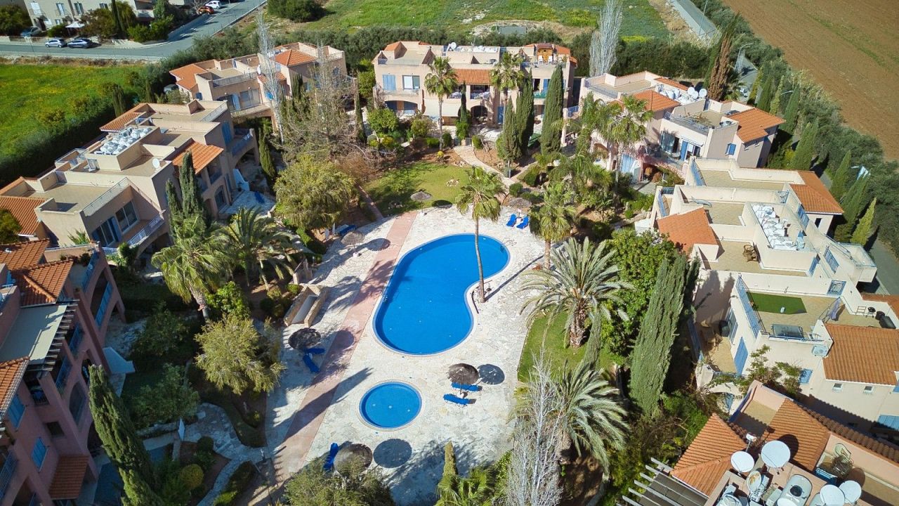Апартаменты в Пафосе, Кипр, 93 м² - фото 1