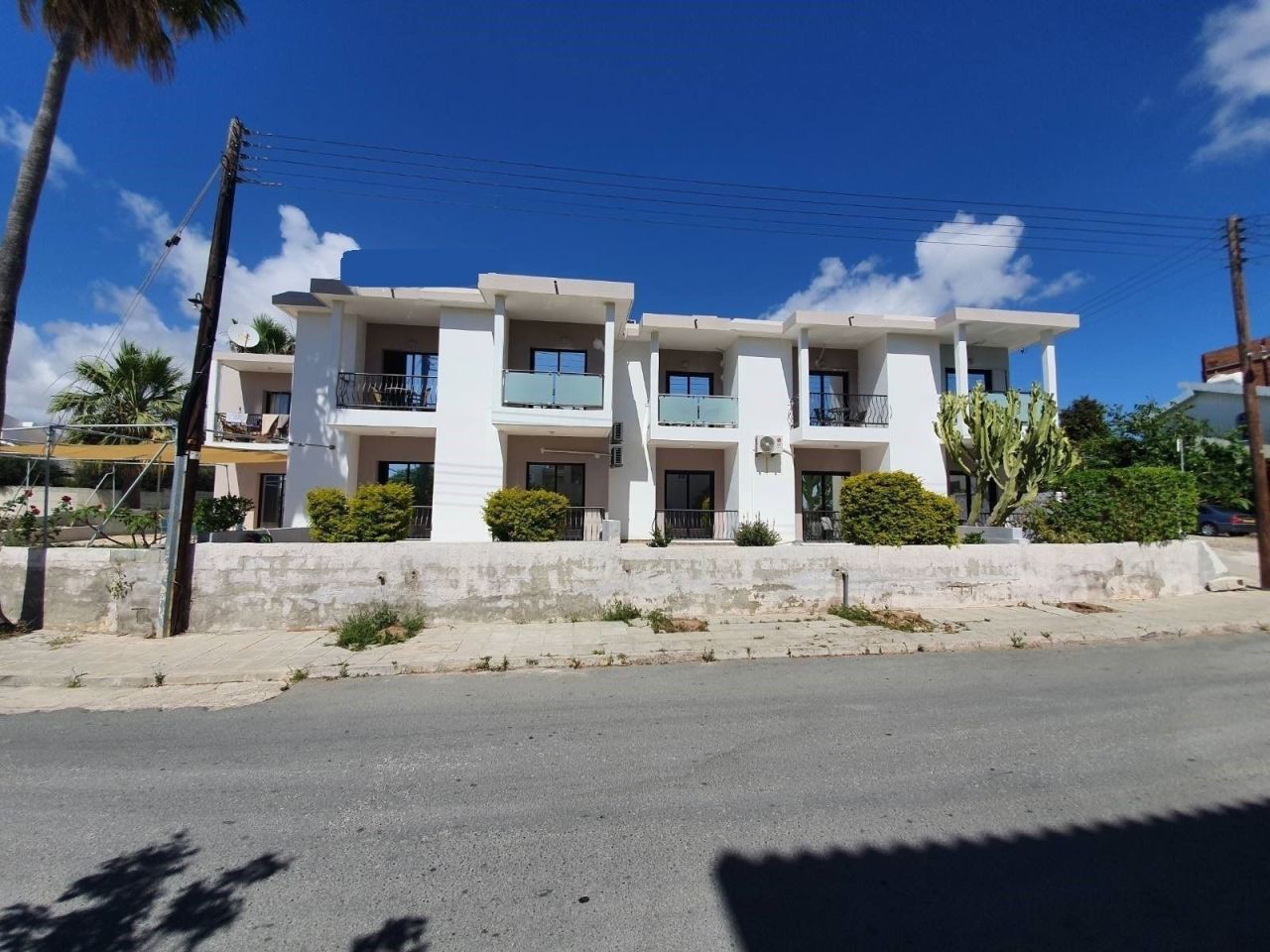 Коммерческая недвижимость в Пафосе, Кипр, 640 м² - фото 1