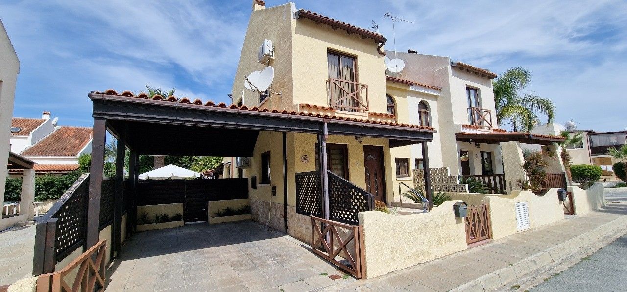 Вилла в Ларнаке, Кипр, 90 м² - фото 1