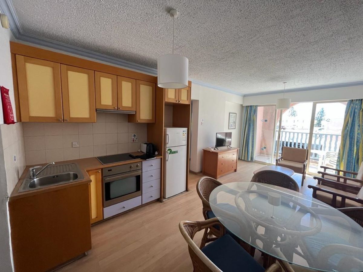 Апартаменты в Пафосе, Кипр, 98 м² - фото 1
