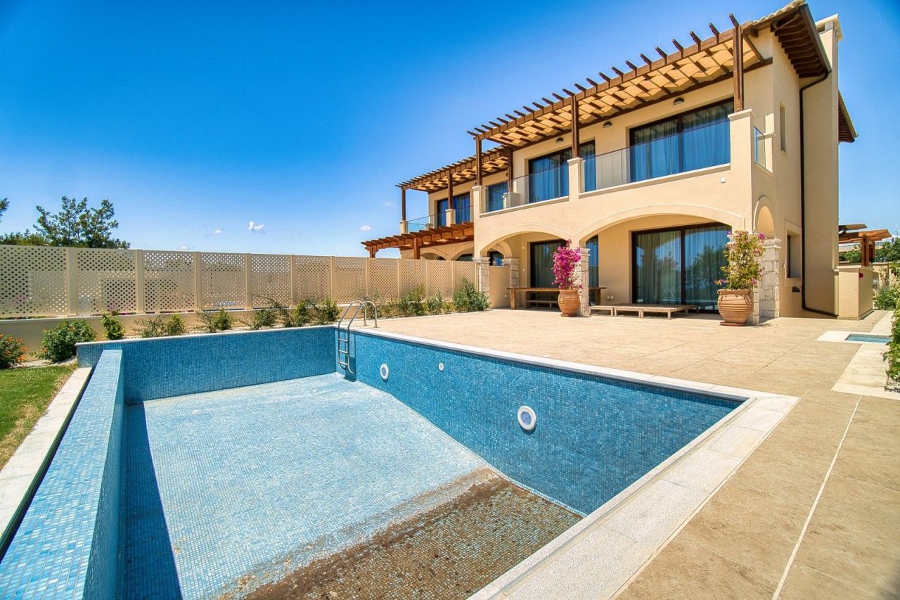 Вилла в Пафосе, Кипр, 222 м² - фото 2