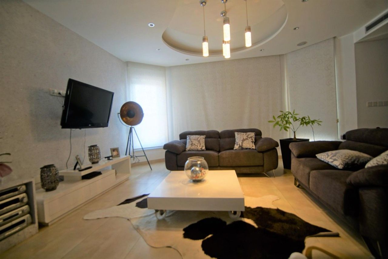 Вилла в Пафосе, Кипр, 430 м² - фото 2