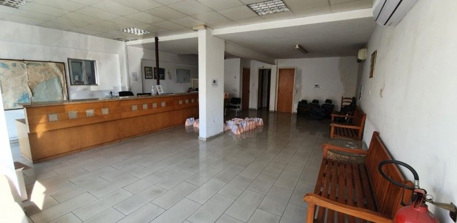 Магазин в Лимасоле, Кипр, 286 м² - фото 2