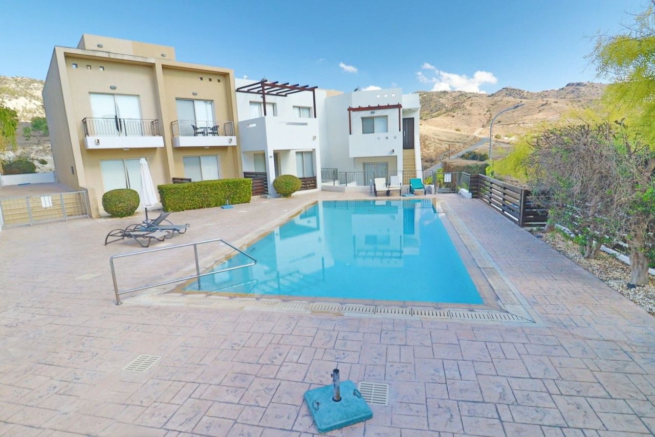 Таунхаус в Пафосе, Кипр, 101 м² - фото 2