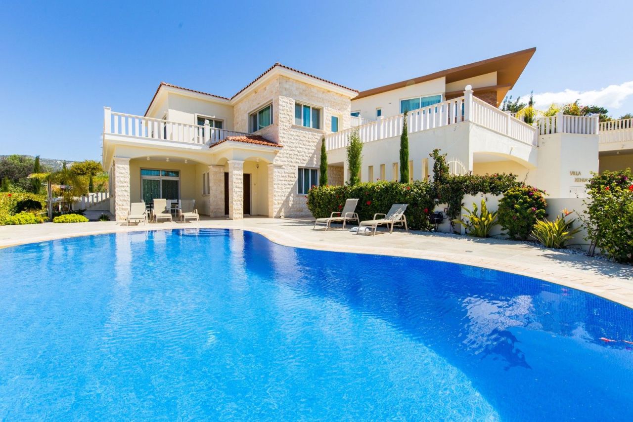 Вилла в Пафосе, Кипр, 370 м² - фото 2