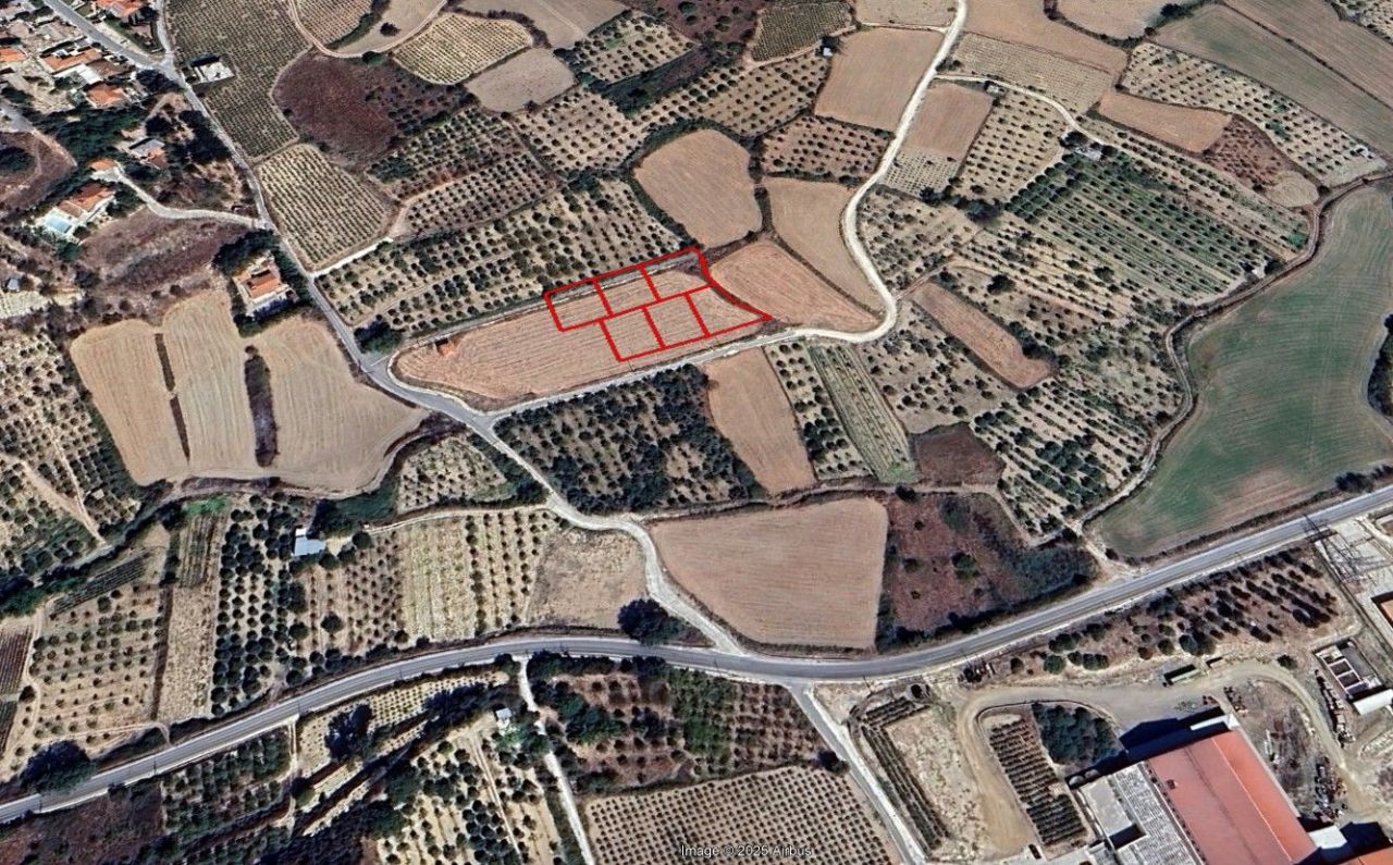 Земля в Пафосе, Кипр, 1 107 м² - фото 2