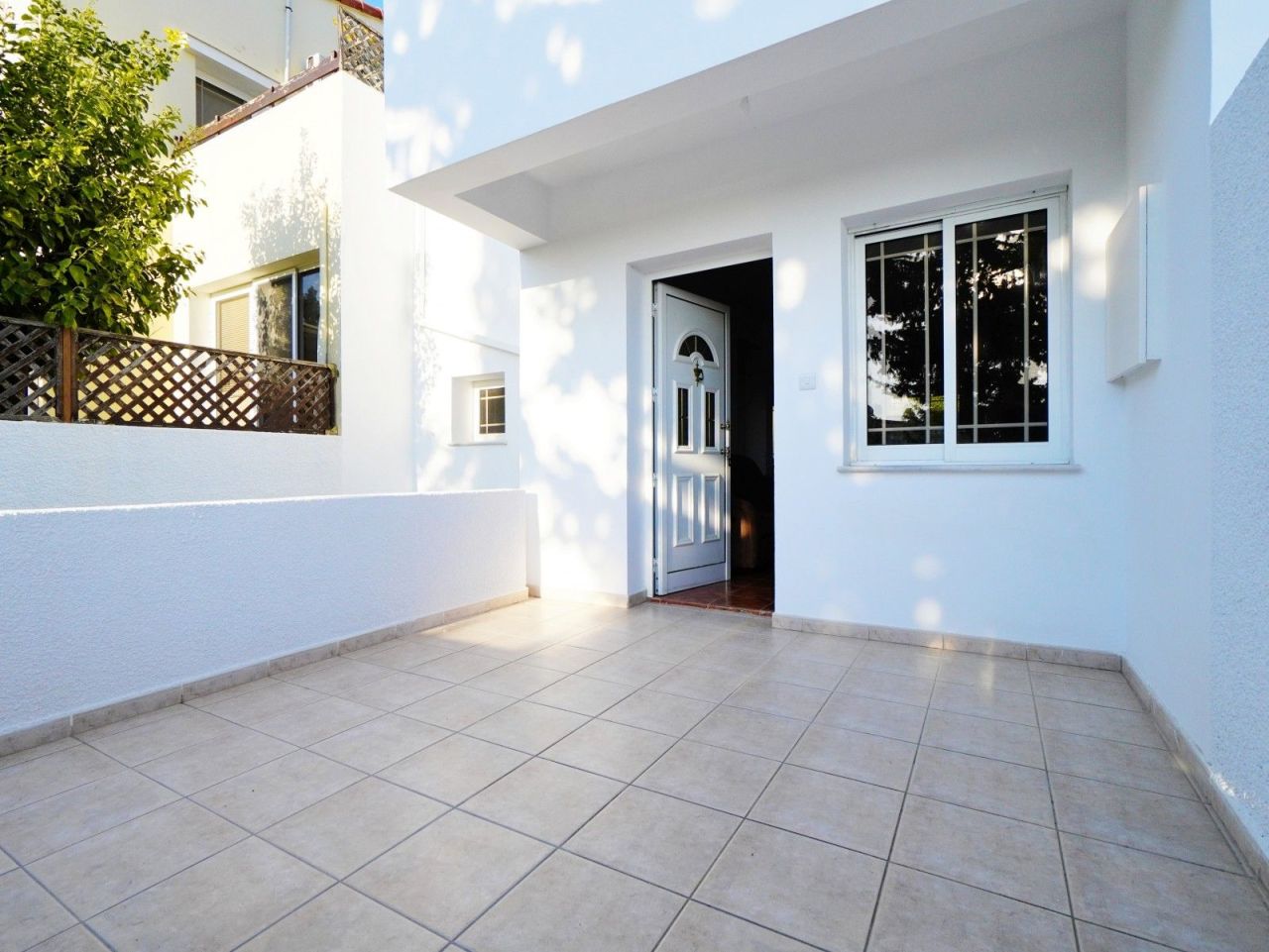 Таунхаус в Ларнаке, Кипр, 92 м² - фото 2