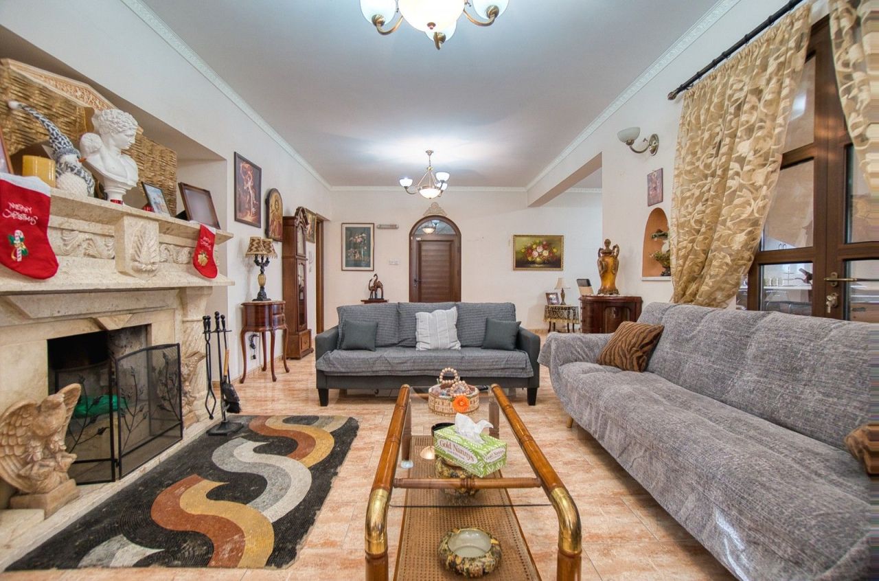 Вилла в Лимасоле, Кипр, 250 м² - фото 2