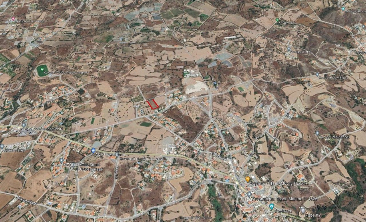 Земля в Лимасоле, Кипр, 3 100 м² - фото 2