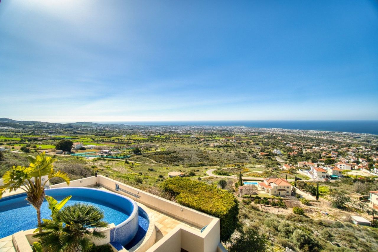 Вилла в Пафосе, Кипр, 330 м² - фото 2