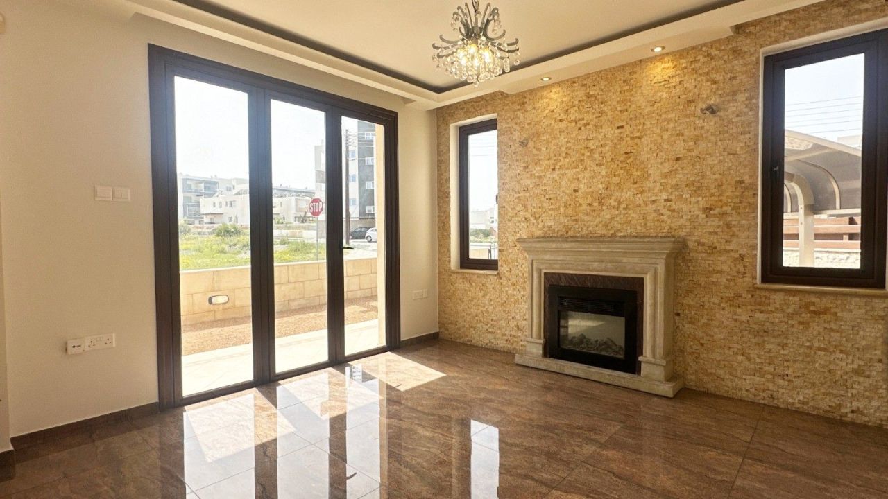 Вилла в Лимасоле, Кипр, 200 м² - фото 2