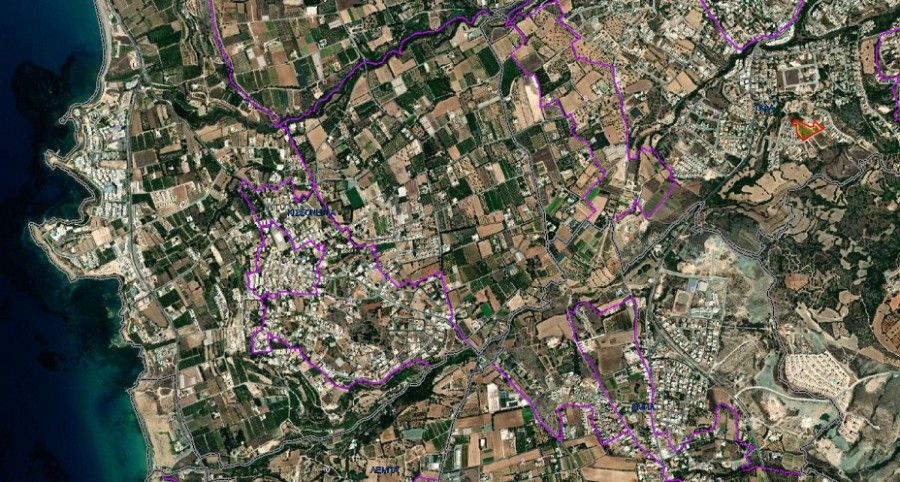 Земля в Пафосе, Кипр, 8 362 м² - фото 2