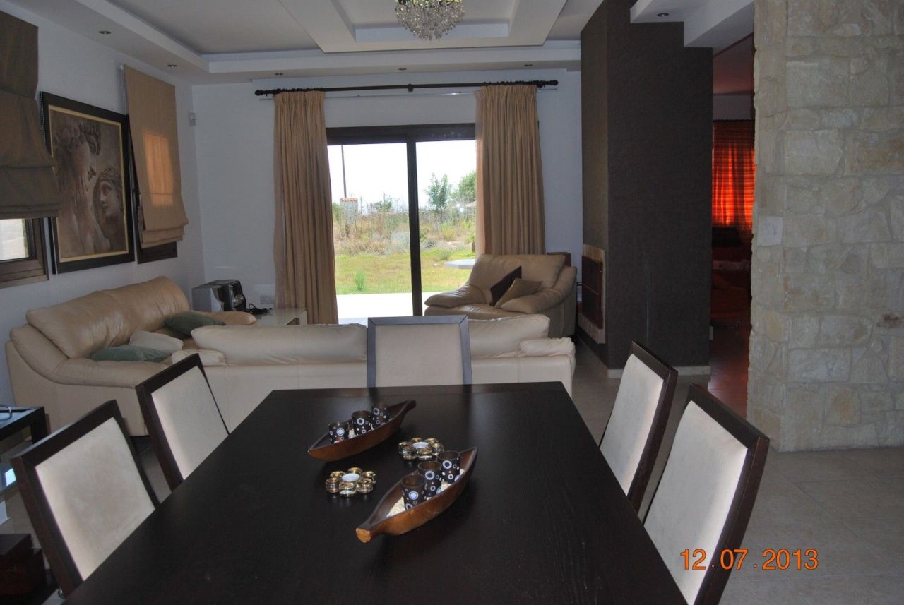 Вилла в Пафосе, Кипр, 300 м² - фото 2