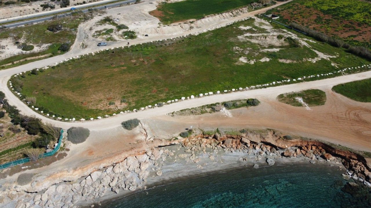 Земля в Ларнаке, Кипр, 9 996 м² - фото 2