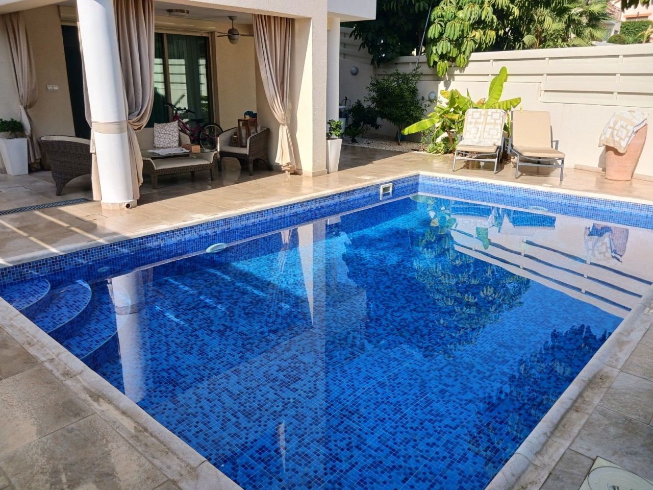 Вилла в Лимасоле, Кипр, 350 м² - фото 2