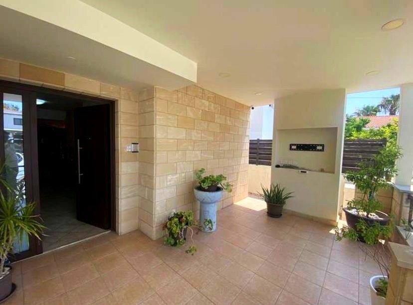 Вилла в Ларнаке, Кипр, 200 м² - фото 2