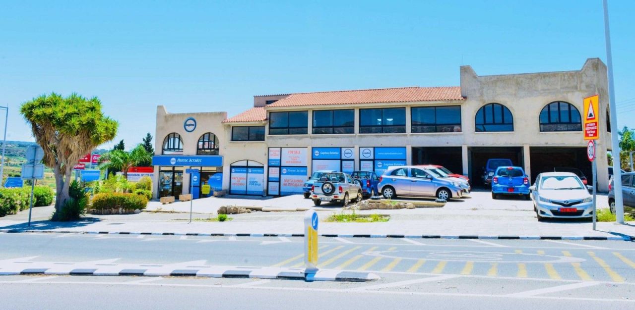 Магазин в Пафосе, Кипр, 165 м² - фото 2