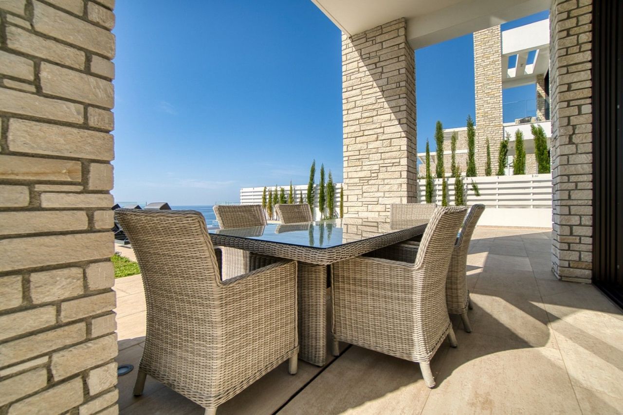 Вилла в Пафосе, Кипр, 350 м² - фото 2