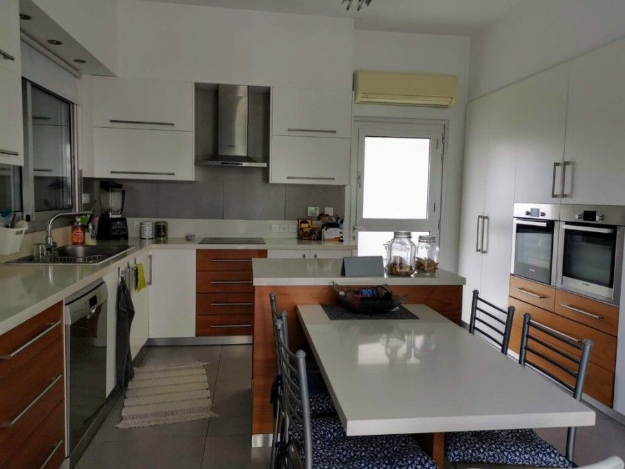 Вилла в Лимасоле, Кипр, 236 м² - фото 2