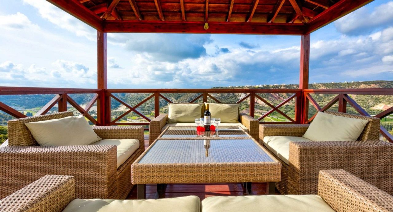 Вилла в Пафосе, Кипр, 285 м² - фото 2