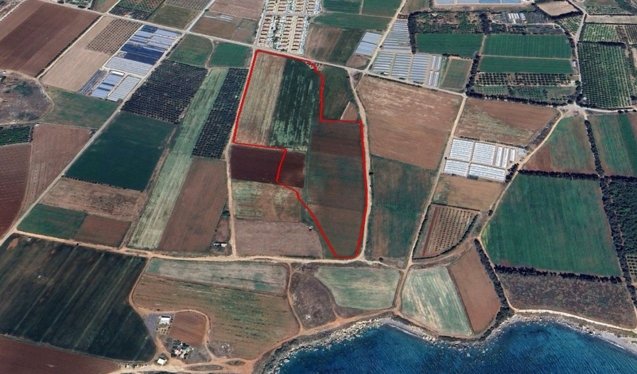 Земля в Пафосе, Кипр, 73 726 м² - фото 2