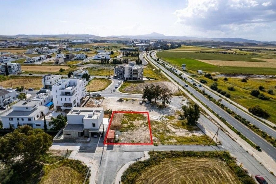 Земля в Ларнаке, Кипр, 589 м² - фото 2