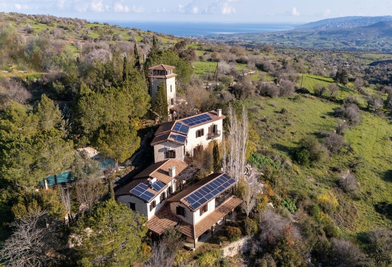 Вилла в Пафосе, Кипр, 350 м² - фото 2