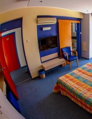 Отель, гостиница в Ларнаке, Кипр - фото 2