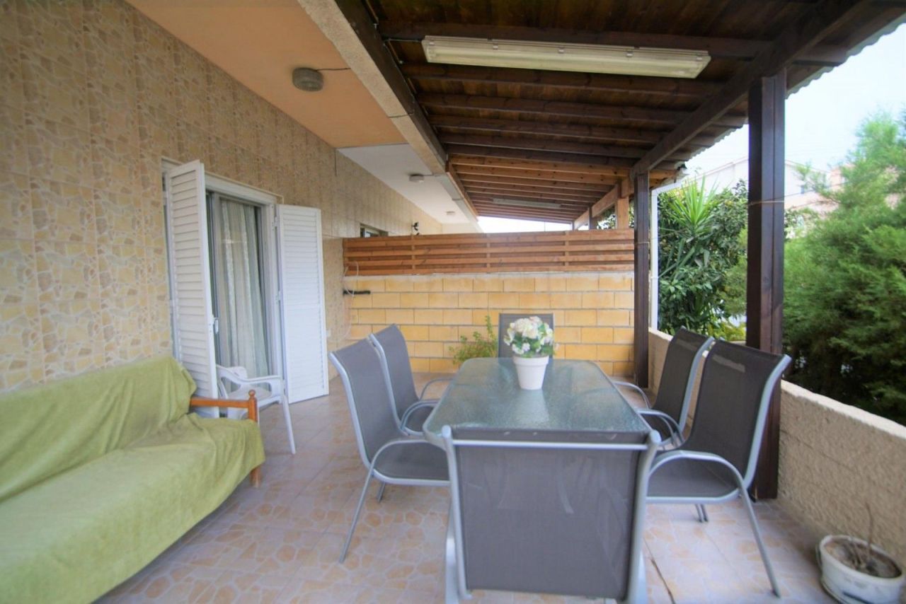 Коммерческая недвижимость в Пафосе, Кипр, 308 м² - фото 2