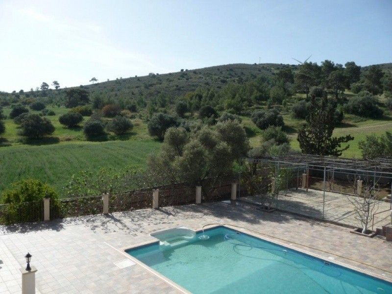 Вилла в Ларнаке, Кипр, 670 м² - фото 2