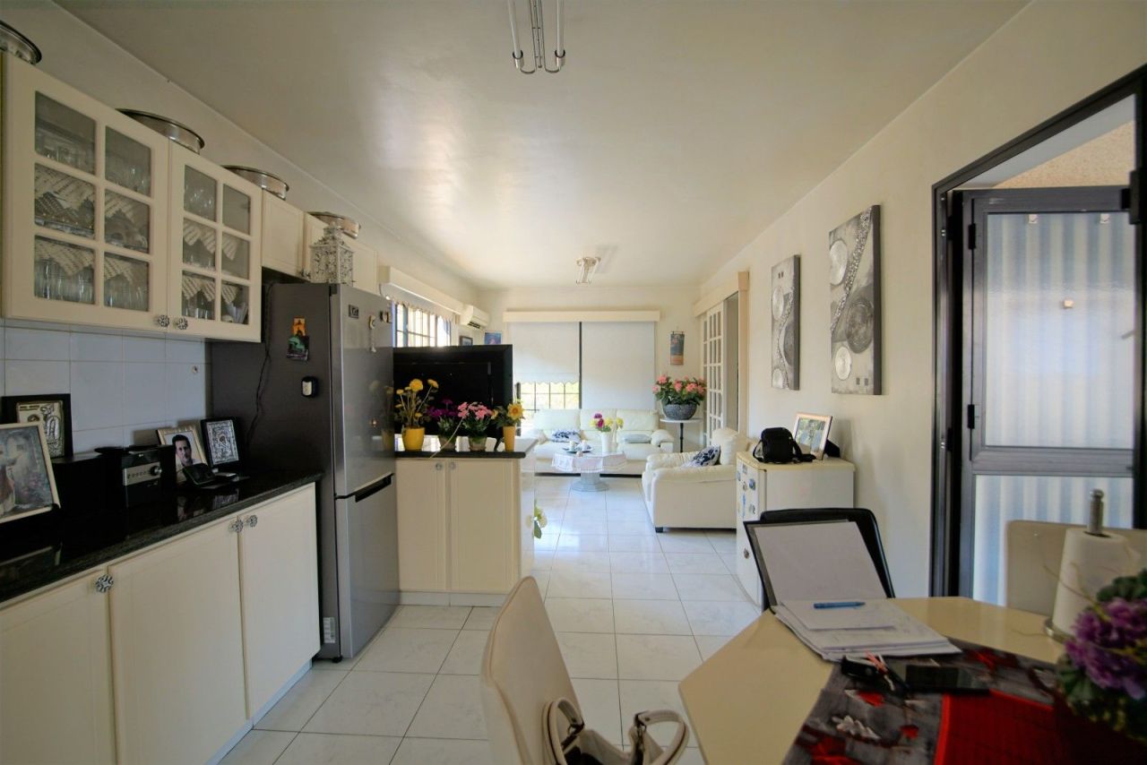 Вилла в Лимасоле, Кипр, 245 м² - фото 3