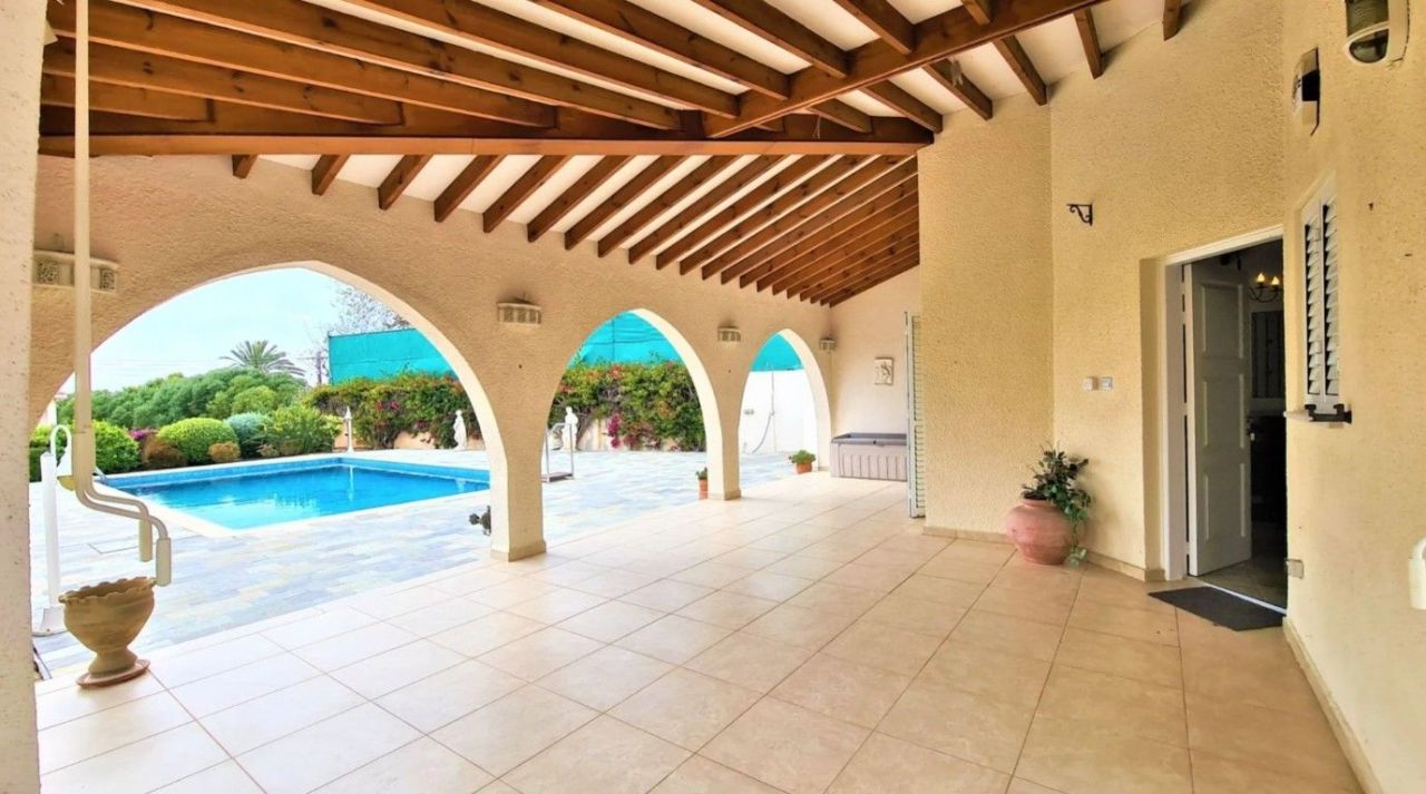 Бунгало в Пафосе, Кипр, 200 м² - фото 3