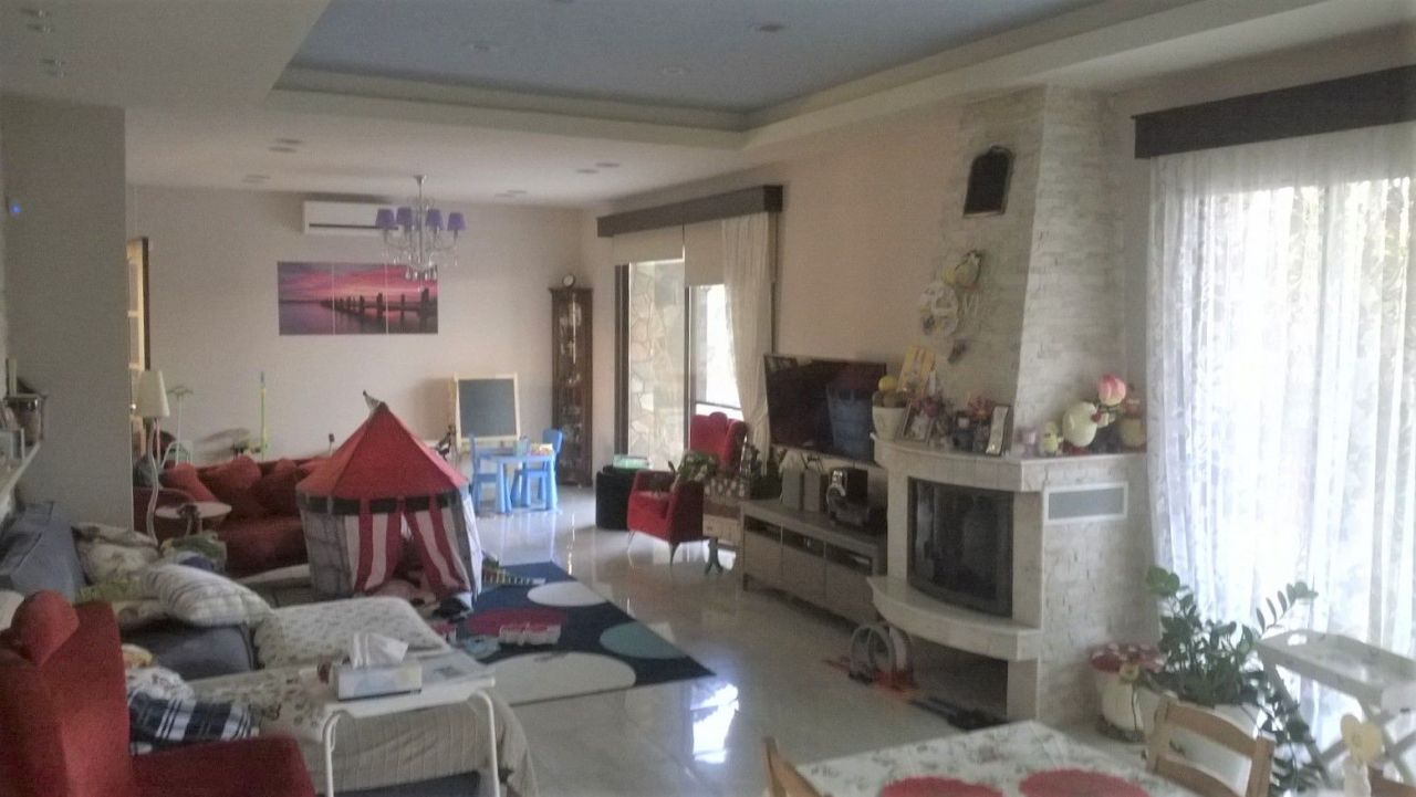 Вилла в Никосии, Кипр, 3 000 м² - фото 3